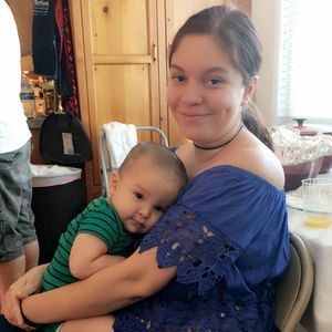 Meet your Posher, Valeria